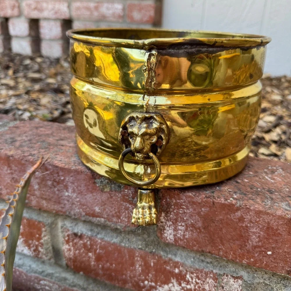 Vintage Brass Lion Head Planter with Paw Feet Gold Tone Regency Pot 7.5 Inch
